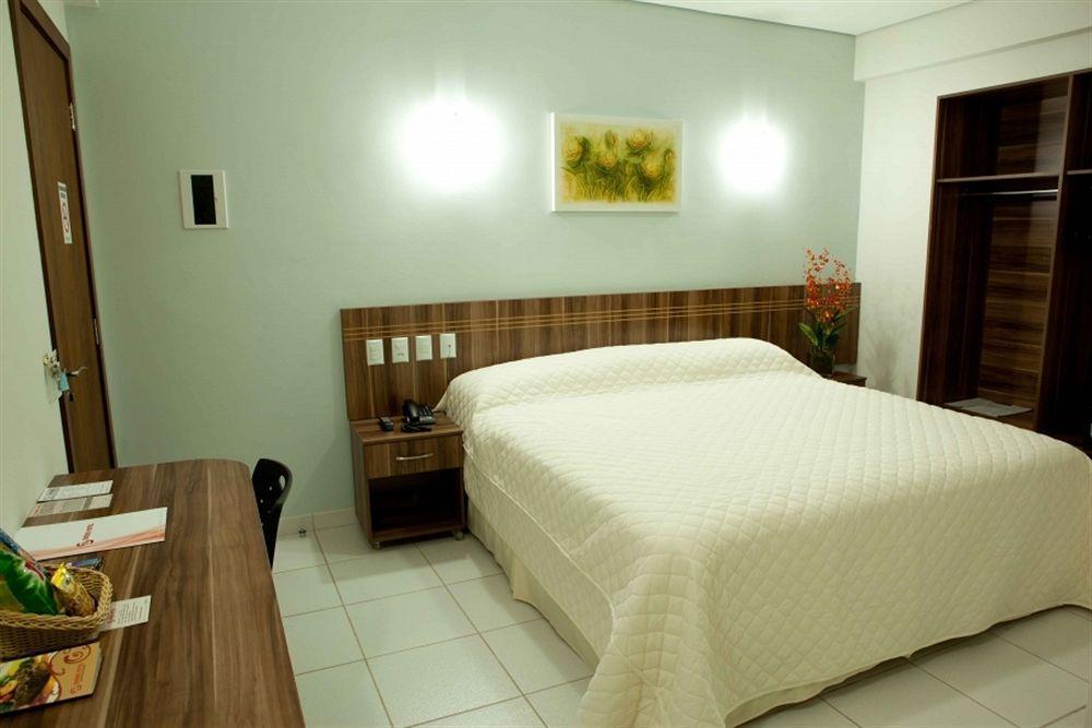 Serras Hotel Cuiabá Extérieur photo